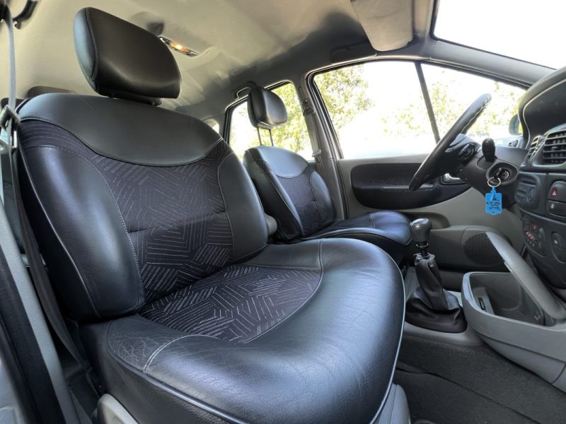 RENAULT SCENIC 1 FAIRWAY 1.8 i 16V 116 Cv 69 900 Kms CLIMATISATION INTERIEUR SEMI CUIR - Garantie1an