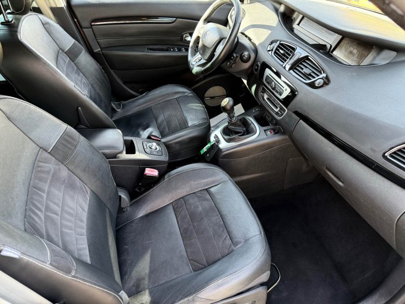 RENAULT GRAND SCENIC 1.6 dCi 130ch ENERGY BOSE EDITION 7 places