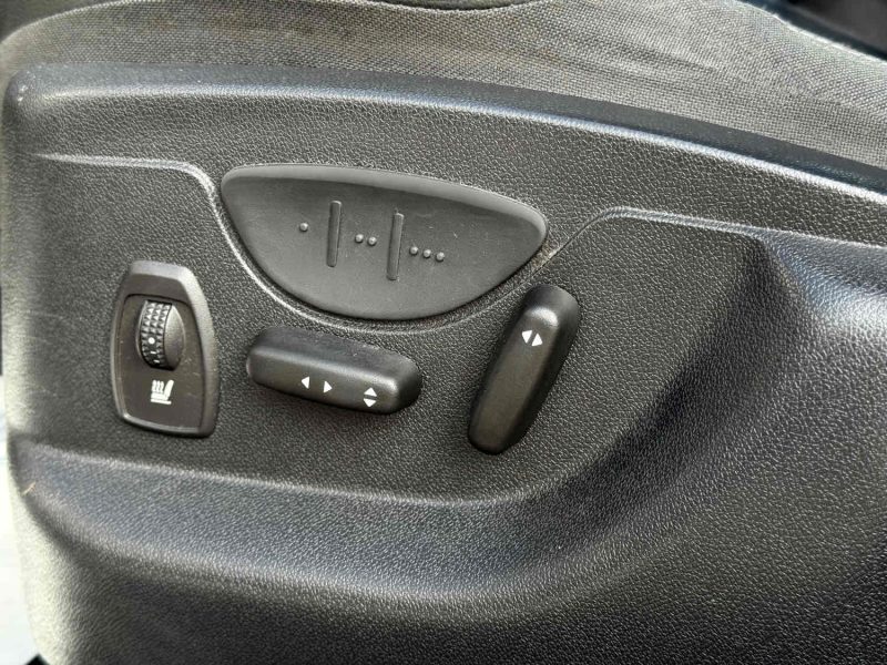 RENAULT GRAND SCENIC 1.6 dCi 130ch ENERGY BOSE EDITION 7 places