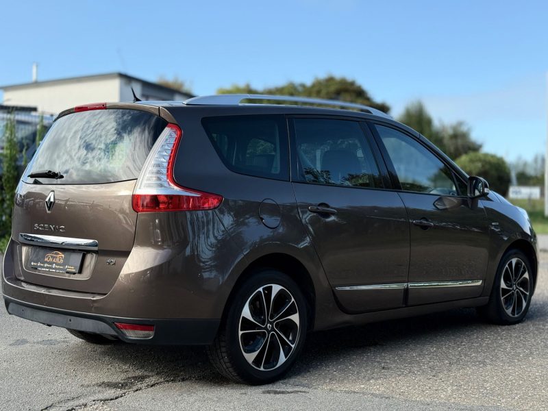 RENAULT GRAND SCENIC 1.6 dCi 130ch ENERGY BOSE EDITION 7 places
