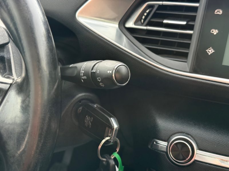 PEUGEOT 308 SW II  1.6 BlueHDi 120 S&S ALLURE