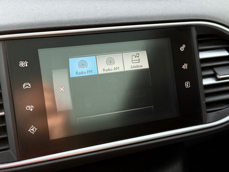 PEUGEOT 308 SW II  1.6 BlueHDi 120 S&S ALLURE