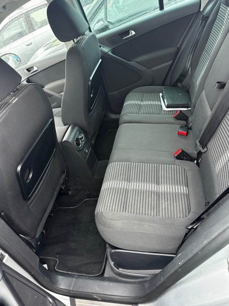 VOLKSWAGEN TIGUAN 2010