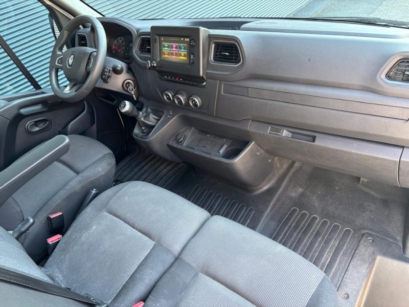 RENAULT MASTER DEPANEUSE 2.3 DCI 163cv