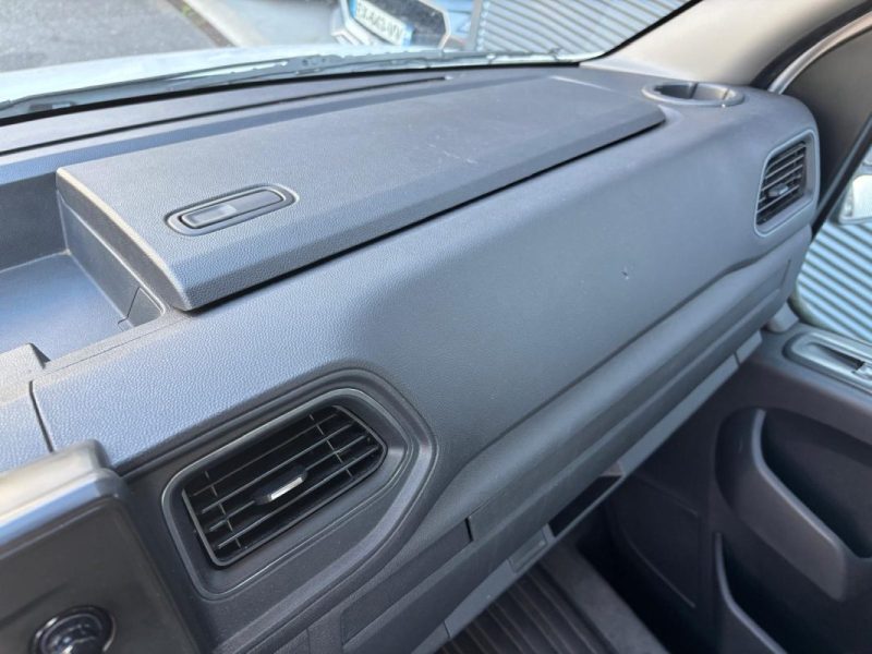 RENAULT MASTER DEPANEUSE 2.3 DCI 163cv