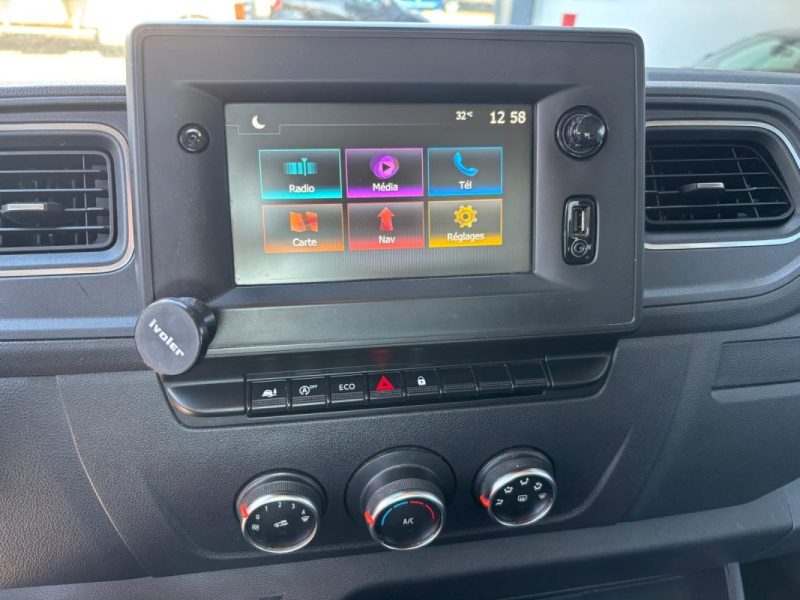 RENAULT MASTER DEPANEUSE 2.3 DCI 163cv