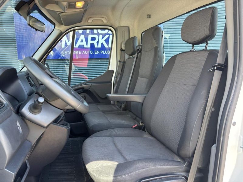 RENAULT MASTER DEPANEUSE 2.3 DCI 163cv