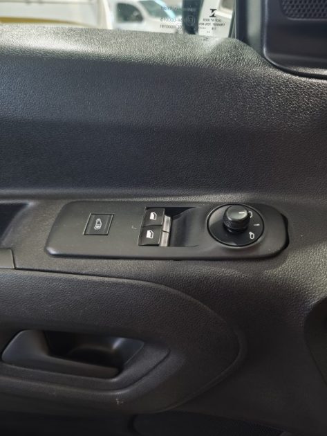 CITROEN BERLINGO XL 1.6 BLUEHDI 100 Cv TVA RECUPERABLE - GALERIE - ATTELAGE - CLIMATISATION - REGULATEUR DE VITESSE  2018