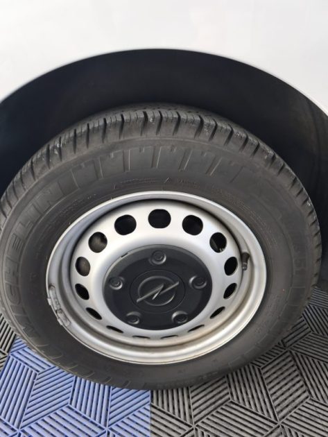 OPEL VIVARO 2.0 BLUEHDI 145 Cv BOITE AUTOMATIQUE EAT 8 - ENTRETIEN A JOUR - CLIMATISATION - TVA RECU