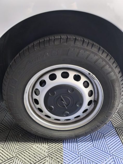 OPEL VIVARO 2.0 BLUEHDI 145 Cv BOITE AUTOMATIQUE EAT 8 - ENTRETIEN A JOUR - CLIMATISATION - TVA RECU