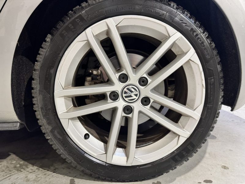 VOLKSWAGEN GOLF 2014