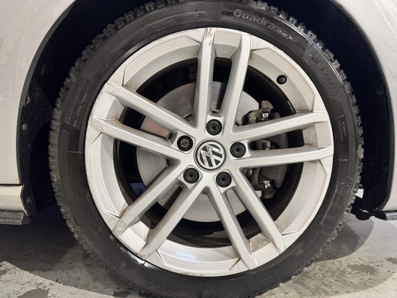 VOLKSWAGEN GOLF 2014