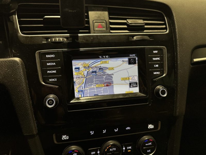 VOLKSWAGEN GOLF 2014