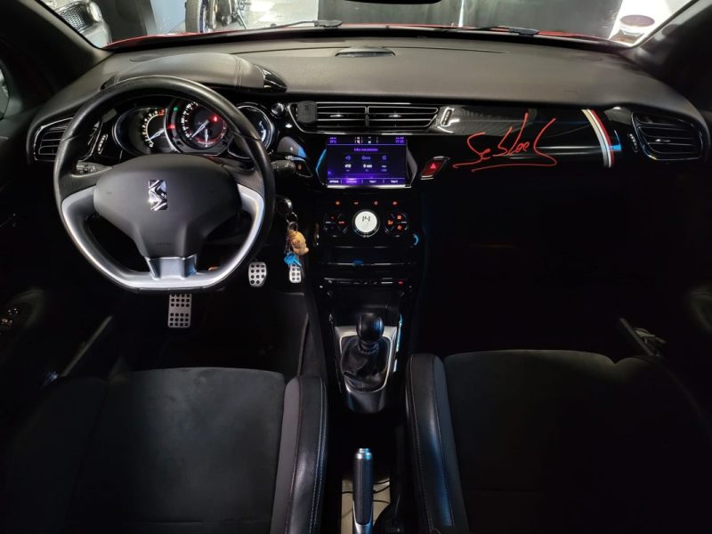DS3 THP 208cv Performance /  camera de recul / suivi complet DS