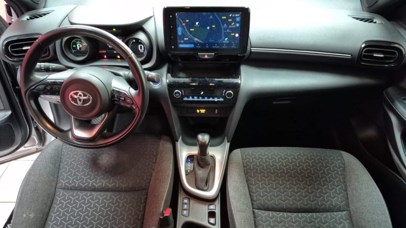 TOYOTA YARIS CROSS 2022