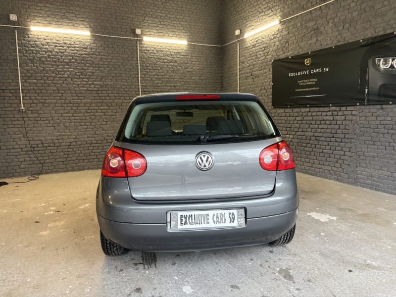 VOLKSWAGEN GOLF 2005