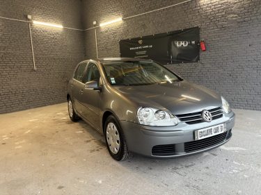VOLKSWAGEN GOLF 2005