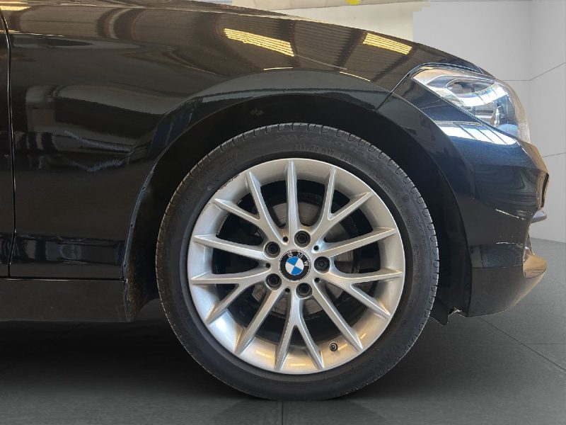 BMW SERIE 1 116i 1.5i