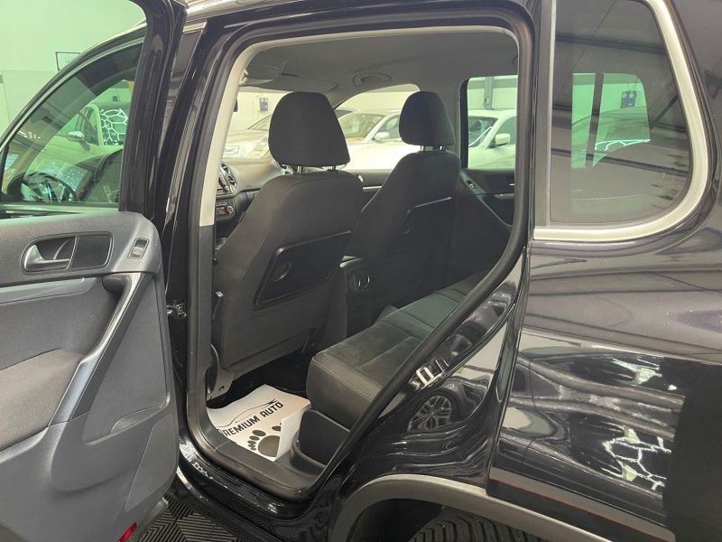 VOLKSWAGEN TIGUAN GARANTIE 12 MOIS 2.0 TDI 140ch BlueMotion SPORTLINE 4MOTION  2EME MAIN, SUPER ETAT