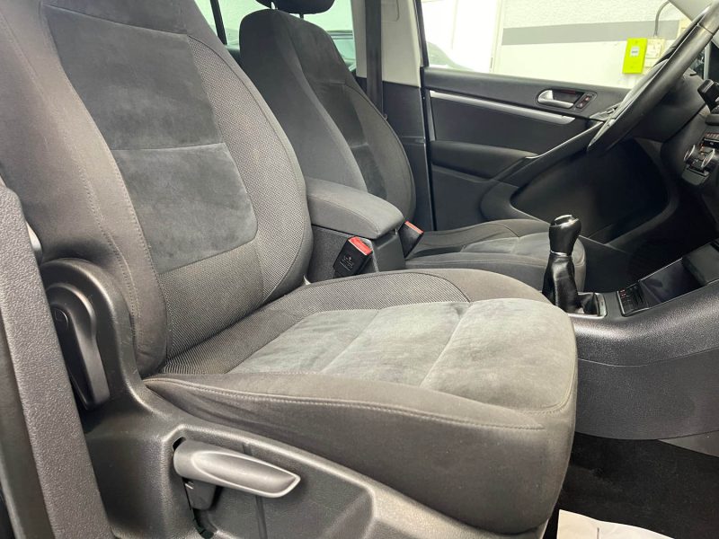 VOLKSWAGEN TIGUAN GARANTIE 12 MOIS 2.0 TDI 140ch BlueMotion SPORTLINE 4MOTION  2EME MAIN, SUPER ETAT