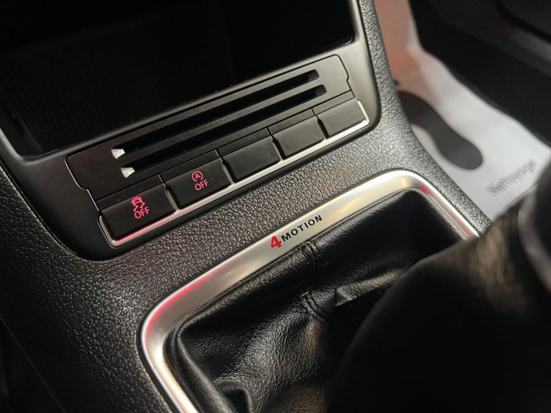 VOLKSWAGEN TIGUAN GARANTIE 12 MOIS 2.0 TDI 140ch BlueMotion SPORTLINE 4MOTION  2EME MAIN, SUPER ETAT