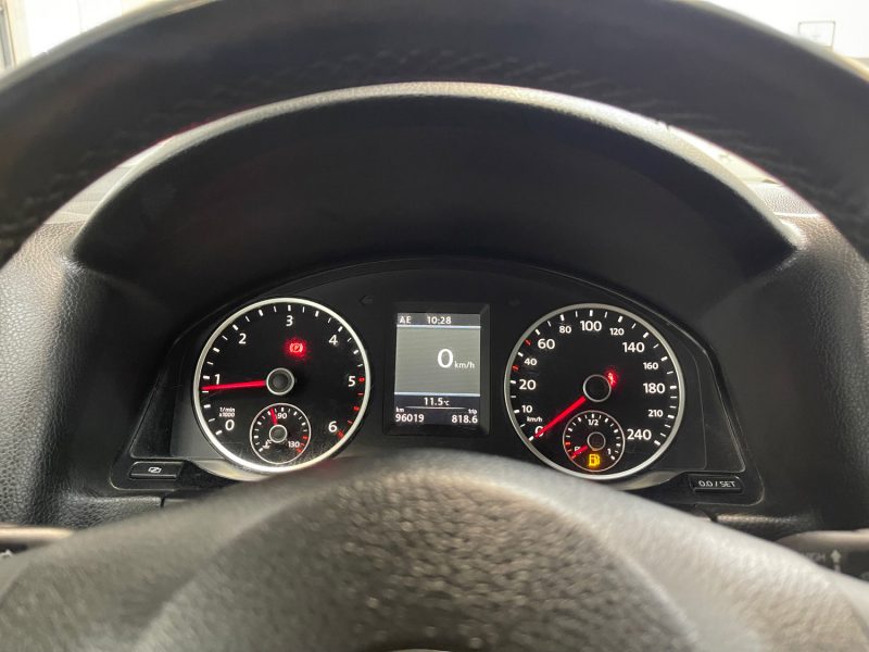 VOLKSWAGEN TIGUAN GARANTIE 12 MOIS 2.0 TDI 140ch BlueMotion SPORTLINE 4MOTION  2EME MAIN, SUPER ETAT