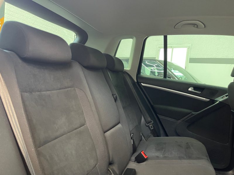 VOLKSWAGEN TIGUAN GARANTIE 12 MOIS 2.0 TDI 140ch BlueMotion SPORTLINE 4MOTION  2EME MAIN, SUPER ETAT