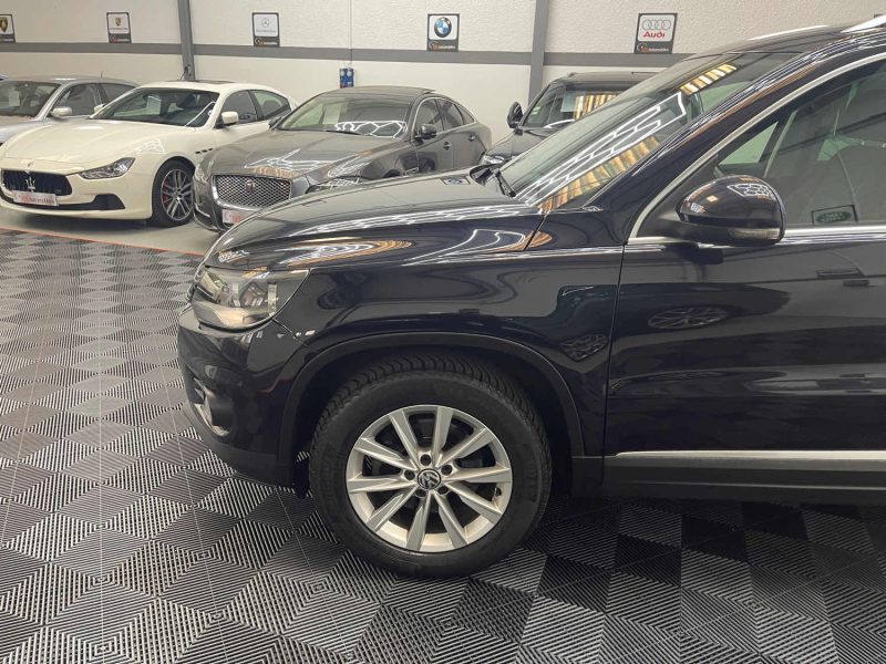 VOLKSWAGEN TIGUAN GARANTIE 12 MOIS 2.0 TDI 140ch BlueMotion SPORTLINE 4MOTION  2EME MAIN, SUPER ETAT