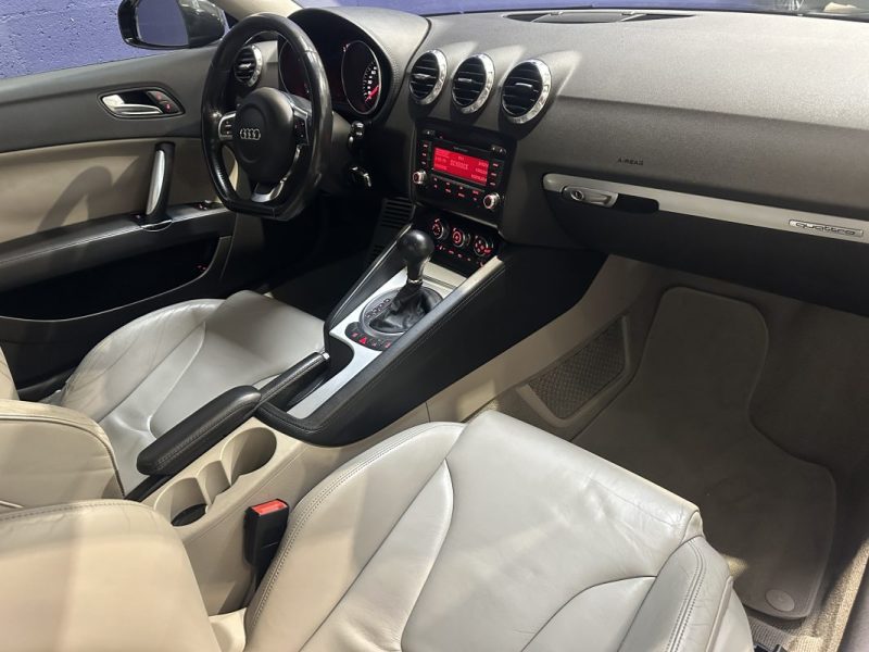 AUDI TT 3.2 V6 250ch QUATTRO S TRONIC