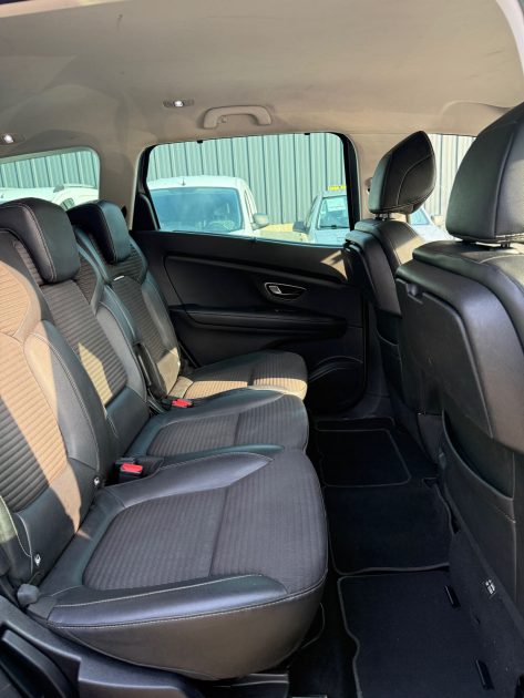 RENAULT MEGANE 1.6 dCi 130ch energy Zen