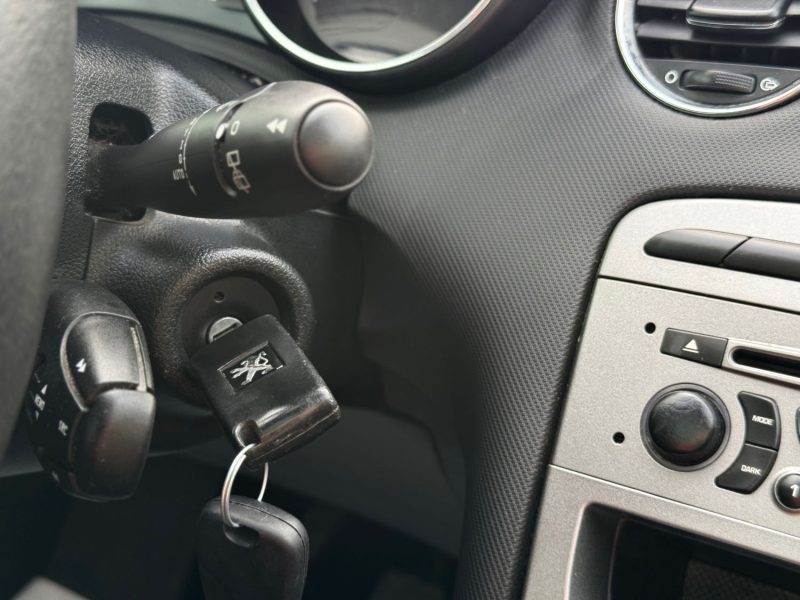 PEUGEOT 308 SW 1.6 VTI 120 CH PREMIUM