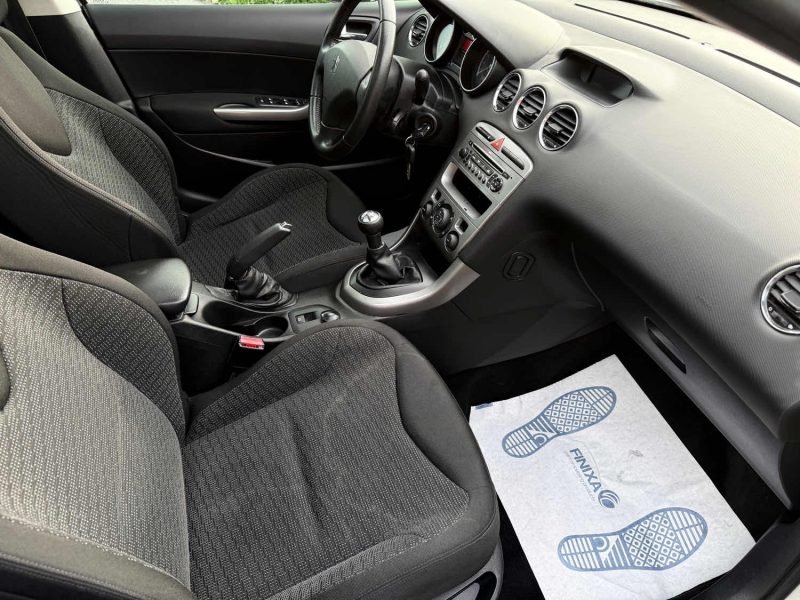 PEUGEOT 308 SW 1.6 VTI 120 CH PREMIUM