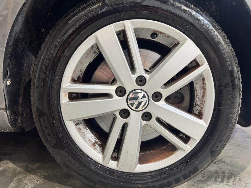 VOLKSWAGEN TOURAN 1.4 TSI 140ch CONFORTLINE - TOIT OUVRANT