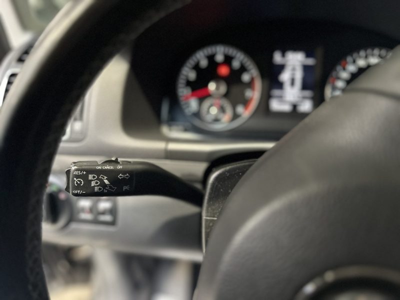 VOLKSWAGEN TOURAN 1.4 TSI 140ch CONFORTLINE - TOIT OUVRANT