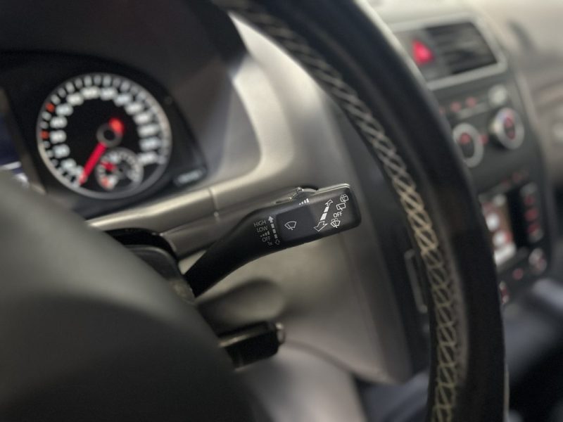 VOLKSWAGEN TOURAN 1.4 TSI 140ch CONFORTLINE - TOIT OUVRANT