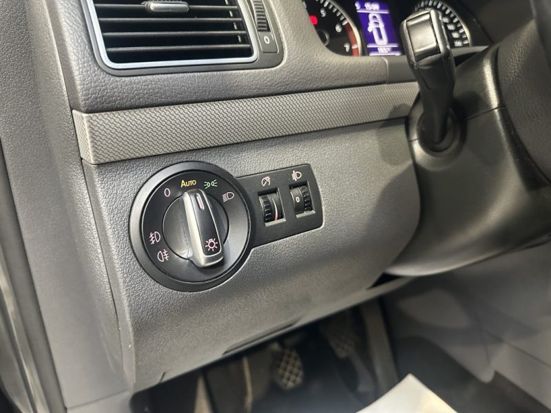 VOLKSWAGEN TOURAN 1.4 TSI 140ch CONFORTLINE - TOIT OUVRANT