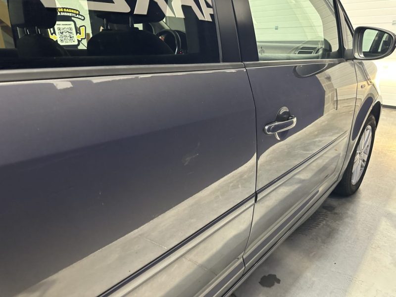 VOLKSWAGEN TOURAN 1.4 TSI 140ch CONFORTLINE - TOIT OUVRANT