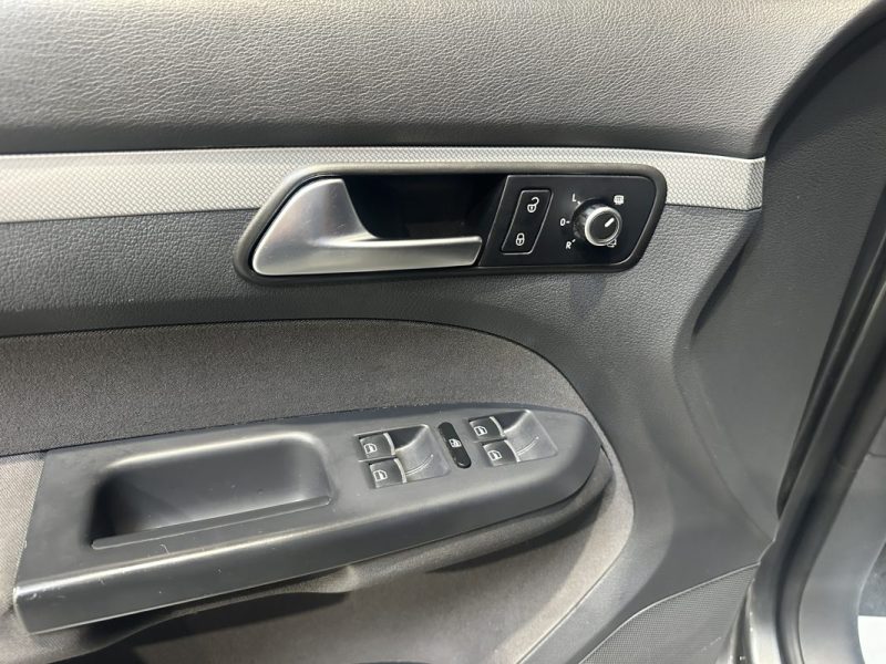 VOLKSWAGEN TOURAN 1.4 TSI 140ch CONFORTLINE - TOIT OUVRANT