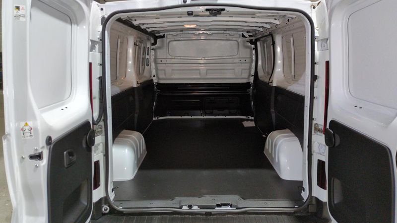 Renault Trafic fourgon nouveau L2h1 3t blue dci 170 auto extra + plancher bois + radars av
