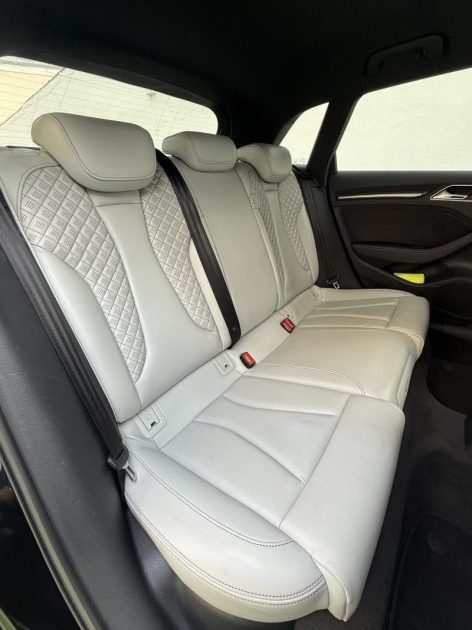 AUDI RS3 SPORTBACK 2.5 TFSI 400ch quattro S tronic 7/ DAZA / F1 / GARANTIE 6 MOIS