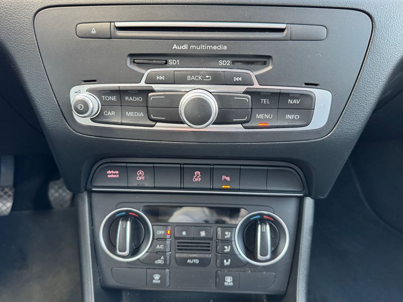 AUDI Q3 2.0 TDI 120ch LUXE GARANTIE 6 MOIS