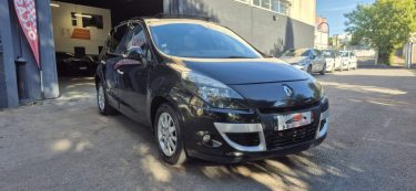 Renault Scénic III 1.5 DCI 105cv, *Clim auto*, *Toit ouvrant*