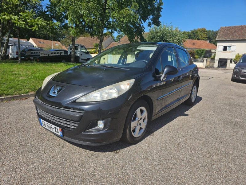 PEUGEOT 207 2012