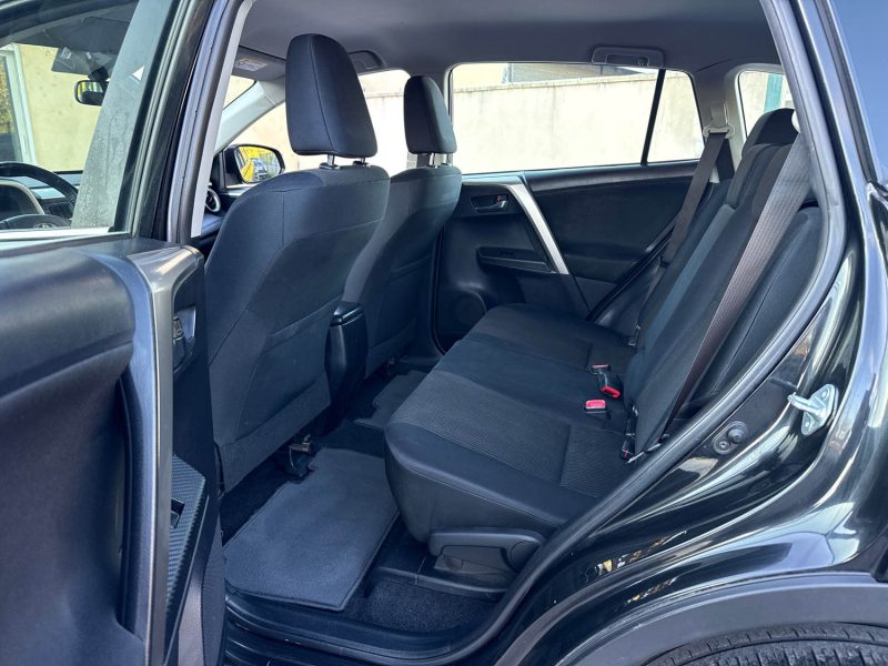 TOYOTA RAV4 2.0 D-4D 124 ch Life AWD