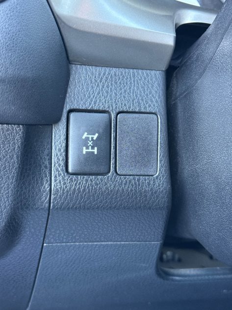 TOYOTA RAV4 2.0 D-4D 124 ch Life AWD