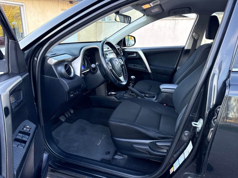 TOYOTA RAV4 2.0 D-4D 124 ch Life AWD