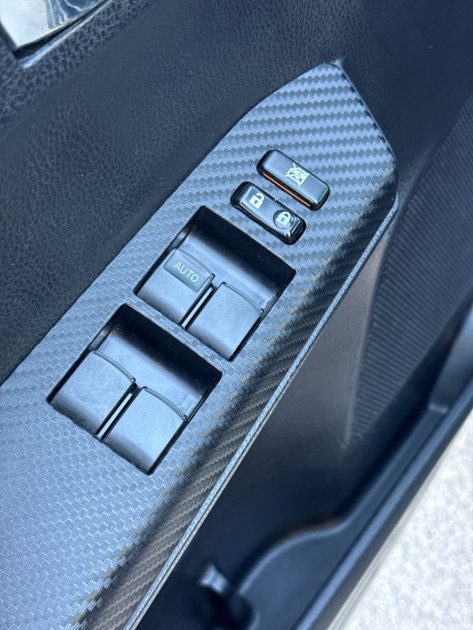 TOYOTA RAV4 2.0 D-4D 124 ch Life AWD