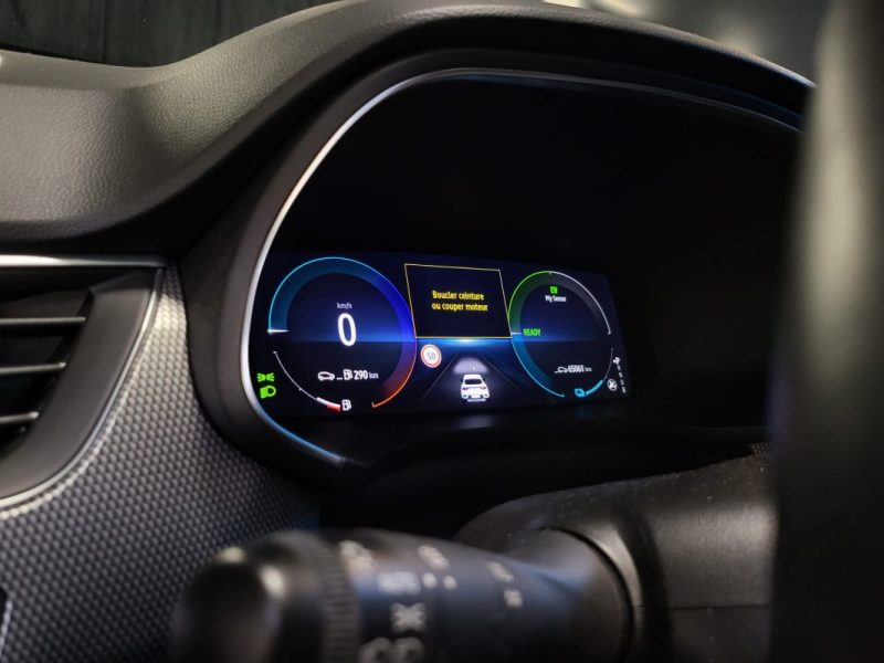 RENAULT ARKANA E-TECH 1.6 E-Tech hybride 145ch TECHNO TOIT OUVRANT / APPLE CARPLAY