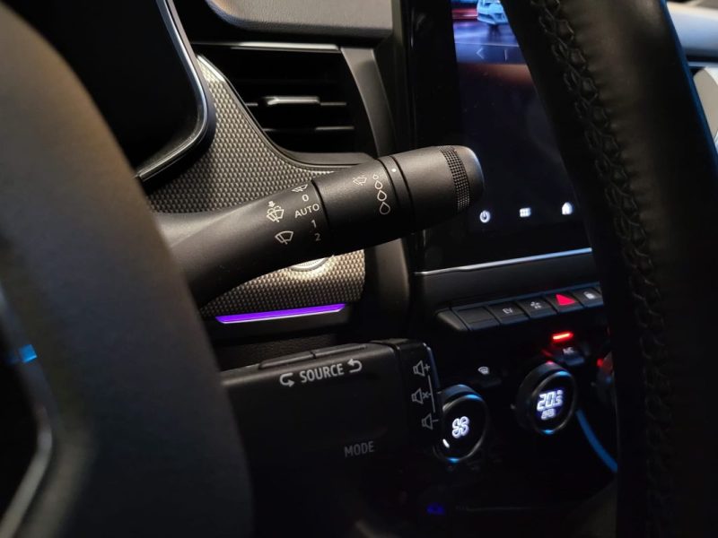 RENAULT ARKANA E-TECH 1.6 E-Tech hybride 145ch TECHNO TOIT OUVRANT / APPLE CARPLAY