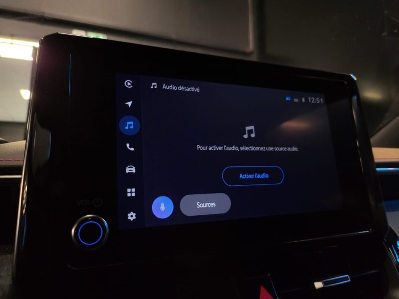 TOYOTA COROLLA TOURING SPORT 122h DESIGN MY22 CARPLAY / ANGLES MORTS / CAMERA / SIEGES CHAUFFANTS